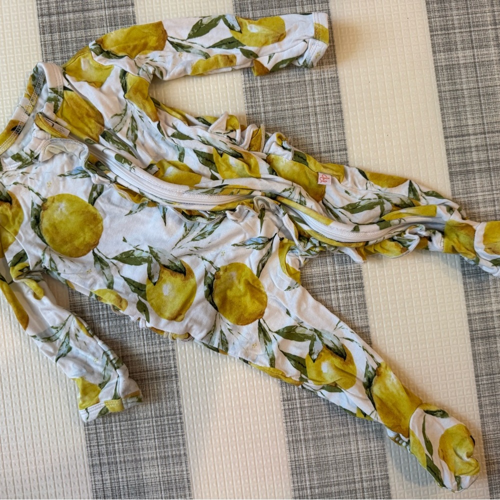 Posh Peanut 0-3 month lemon ruffle butt pajamas